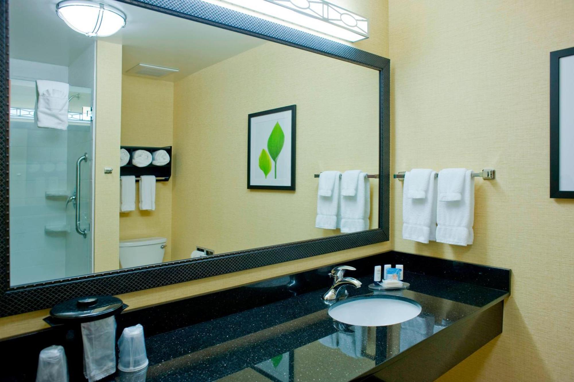 Fairfield Inn & Suites Columbus Ngoại thất bức ảnh