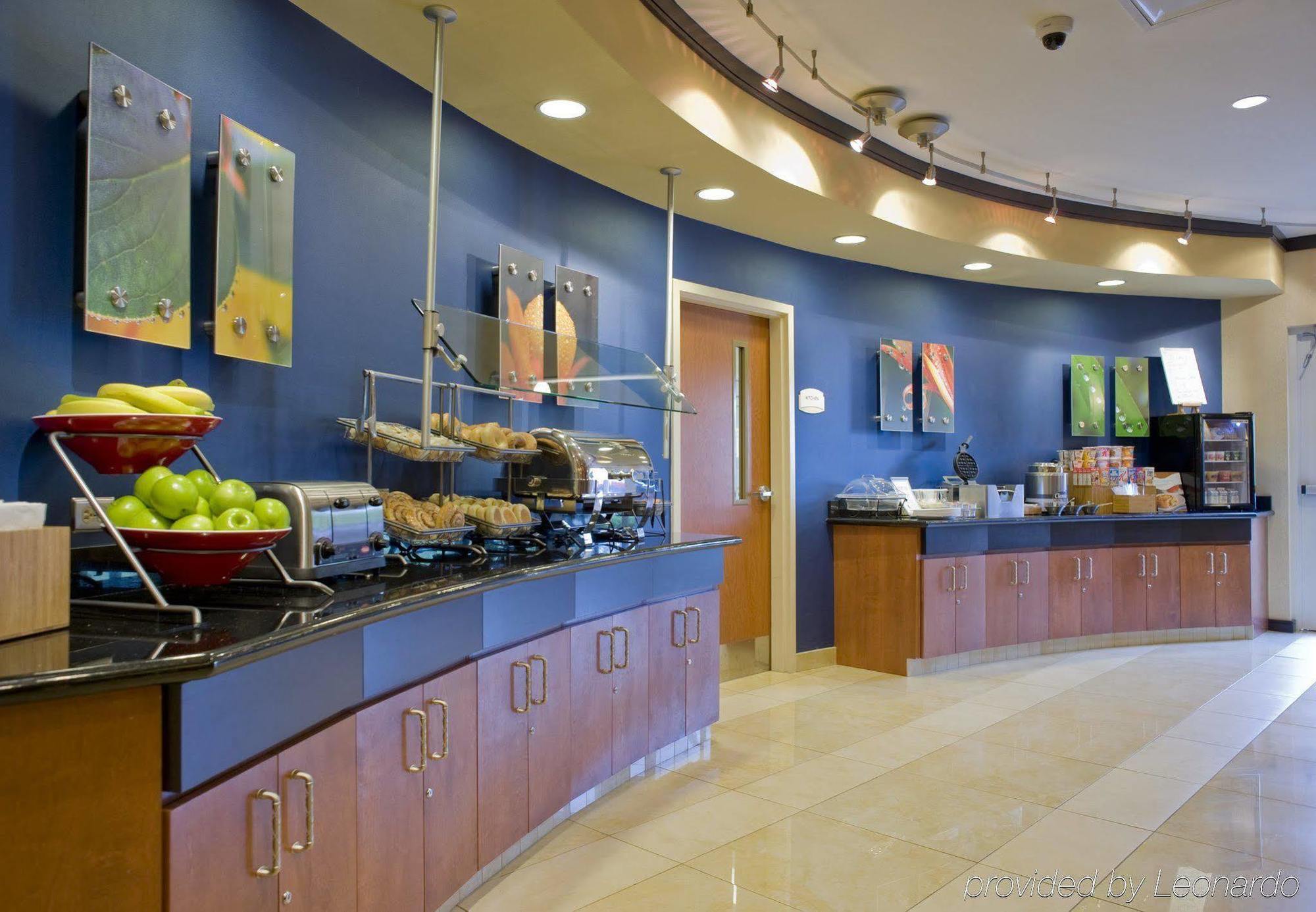 Fairfield Inn & Suites Columbus Nhà hàng bức ảnh