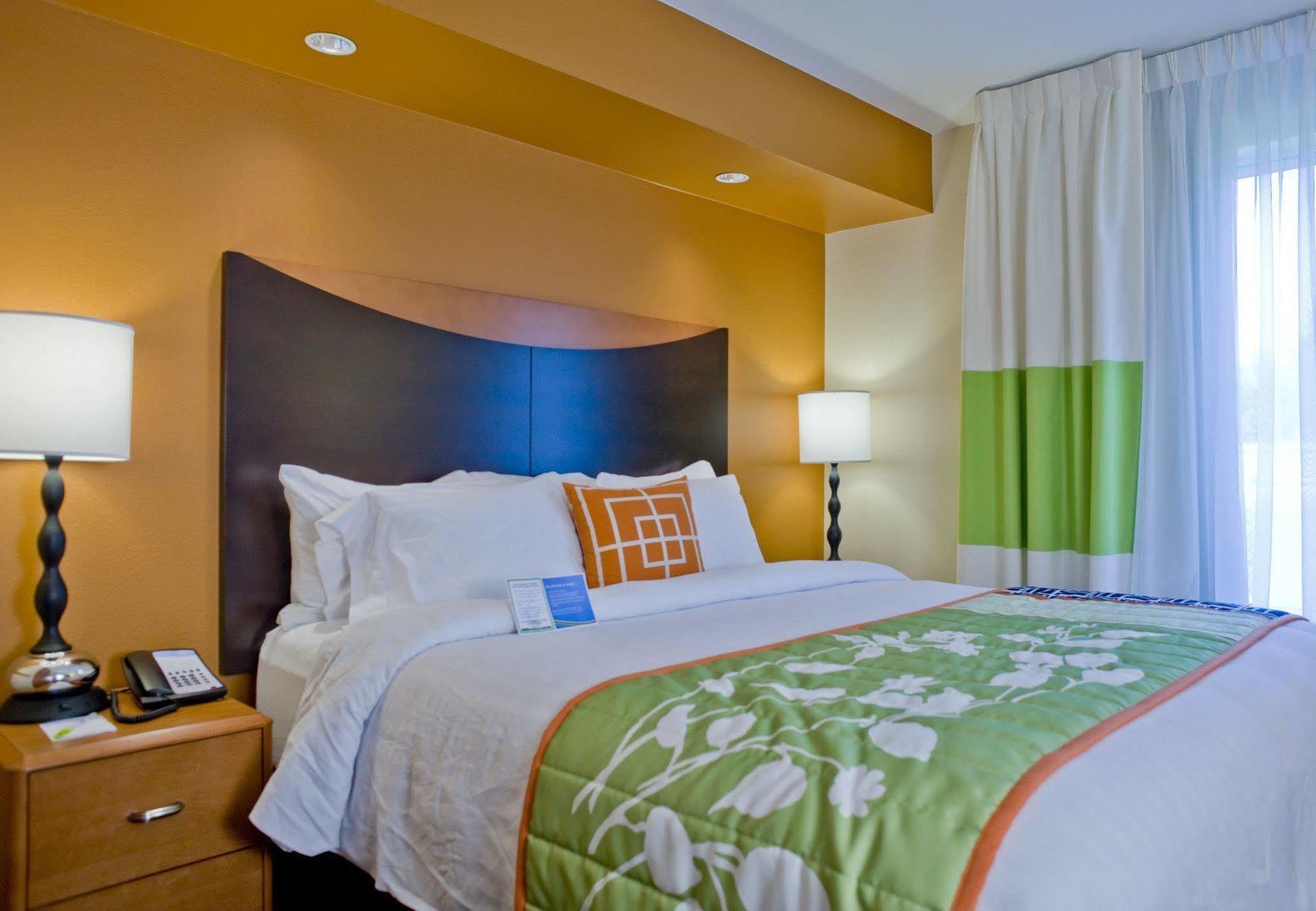Fairfield Inn & Suites Columbus Phòng bức ảnh